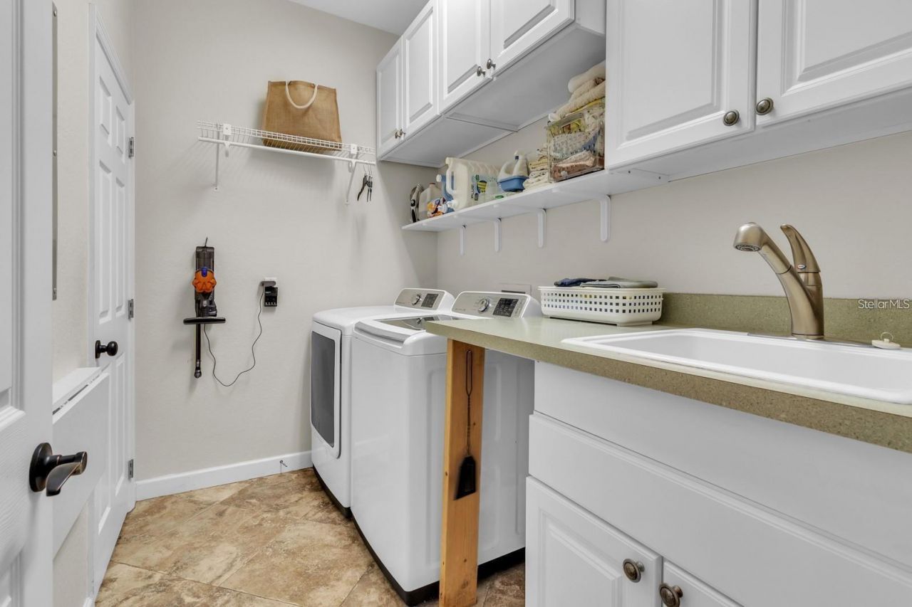 8740 Ingleton Court , Orlando, FL 32836 Photo
