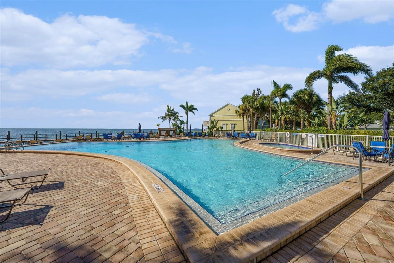 5176 Salmon Drive Se, Unit A, Saint Petersburg, FL 33705 Photo