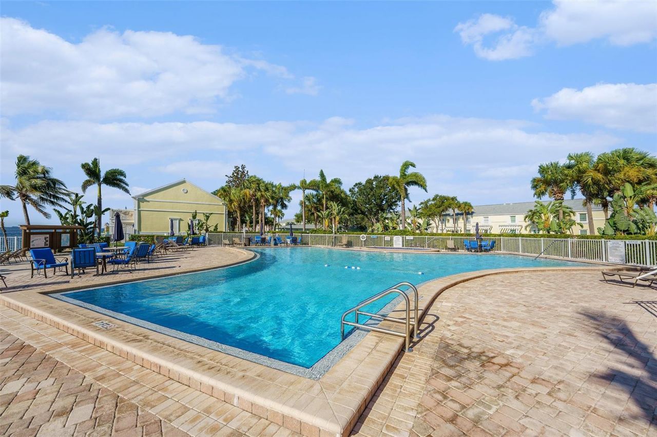 5176 Salmon Drive Se, Unit A, Saint Petersburg, FL 33705 Photo