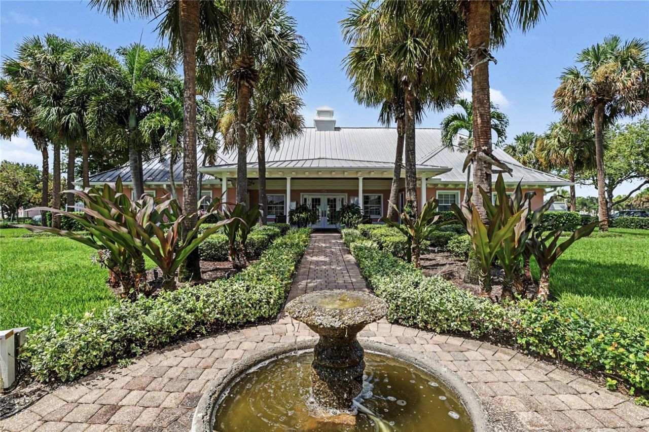 5176 Salmon Drive Se, Unit A, Saint Petersburg, FL 33705 Photo
