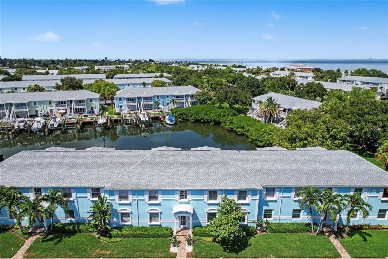 5176 Salmon Drive Se, Unit A, Saint Petersburg, FL 33705 Photo