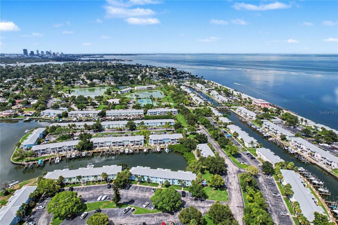 5176 Salmon Drive Se, Unit A, Saint Petersburg, FL 33705 Photo
