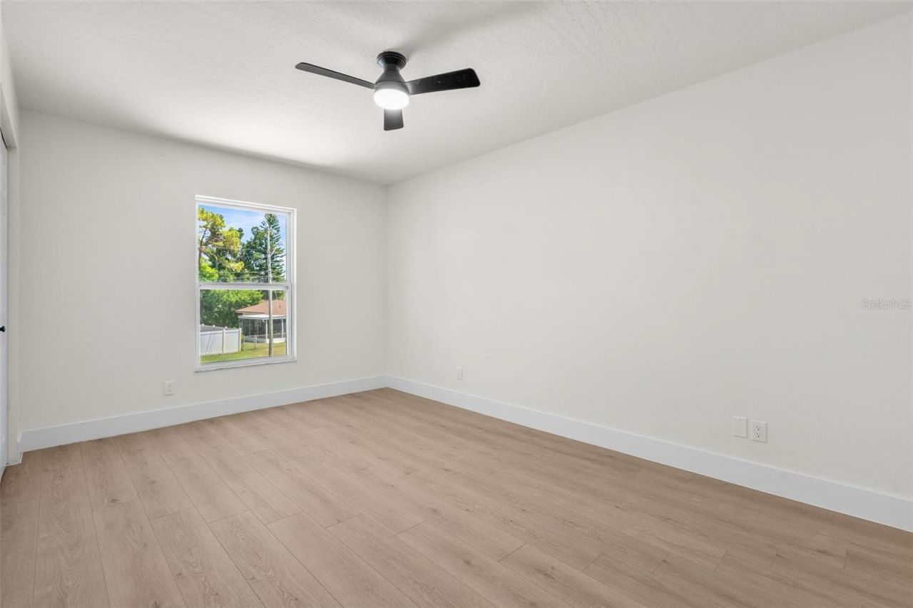 1801 Lakewood Drive S, Saint Petersburg, FL 33714 Photo