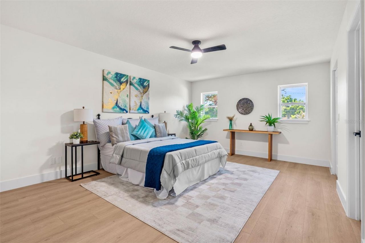 1801 Lakewood Drive S, Saint Petersburg, FL 33714 Photo