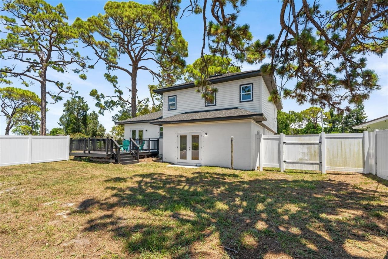 1801 Lakewood Drive S, Saint Petersburg, FL 33714 Photo