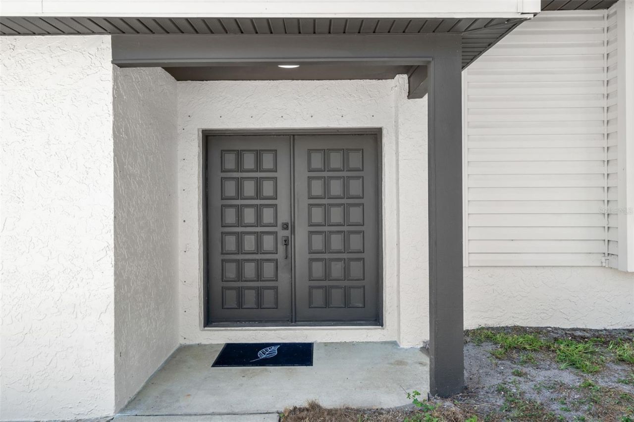 1801 Lakewood Drive S, Saint Petersburg, FL 33714 Photo