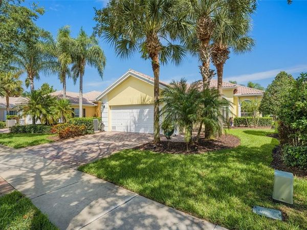 5670 Corsica Place, Vero Beach, FL 32967