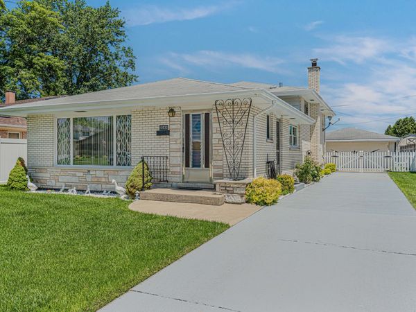 10533 Lavergne Avenue , Oak Lawn, IL 60453