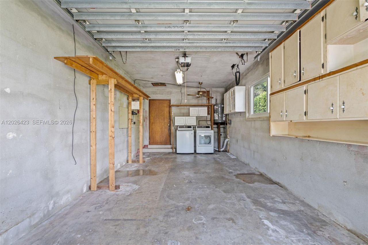 730 NE 116th St , Biscayne Park, FL 33161 Photo