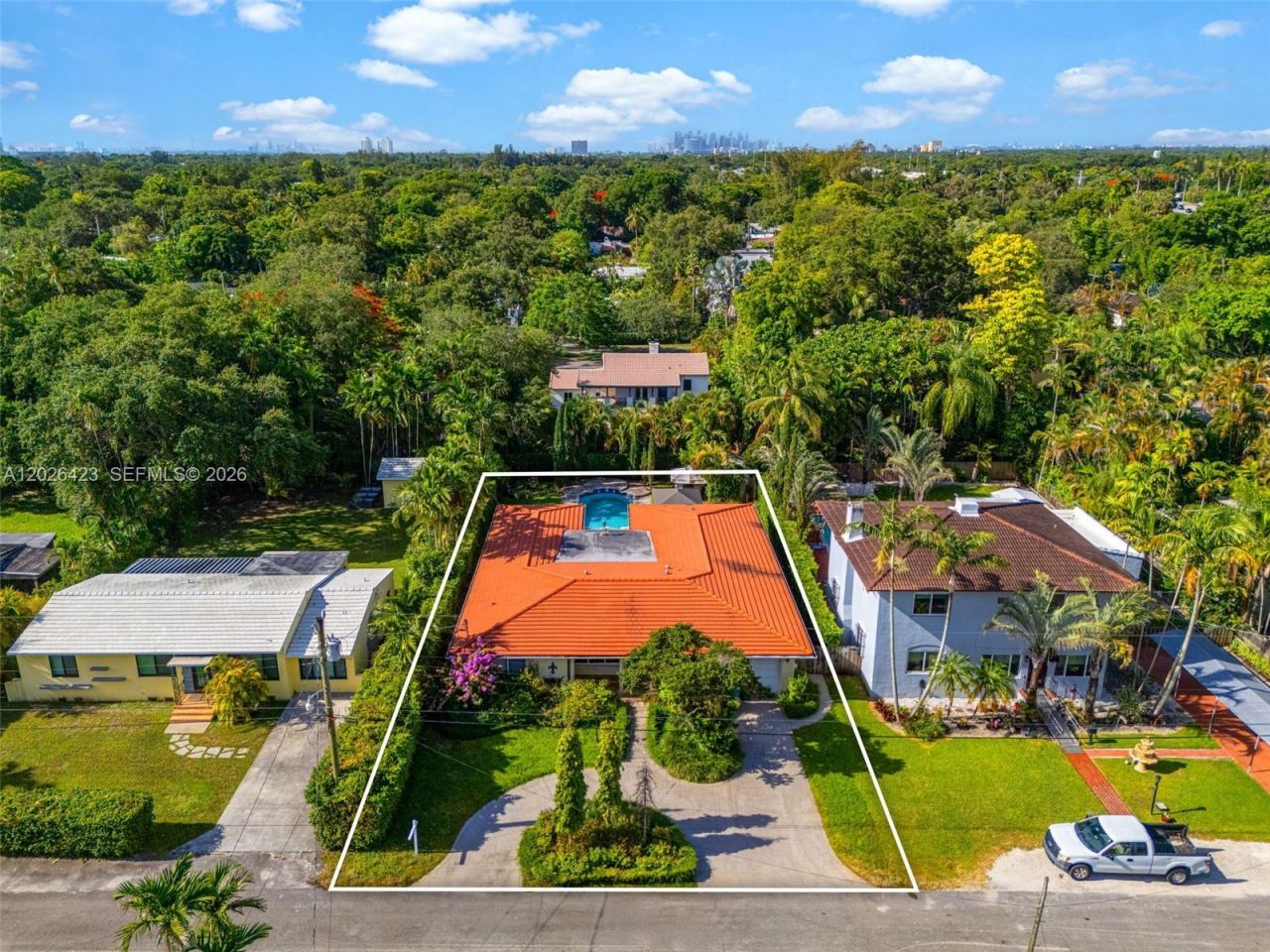 730 NE 116th St , Biscayne Park, FL 33161 Photo