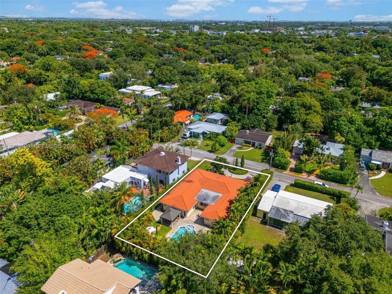 730 NE 116th St , Biscayne Park, FL 33161 Photo