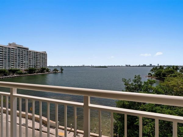2000 N Bayshore Dr , Unit 420, Miami, FL 33137