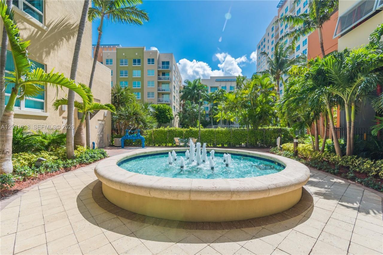 2000 N Bayshore Dr, Unit 420, Miami, FL 33137 Photo