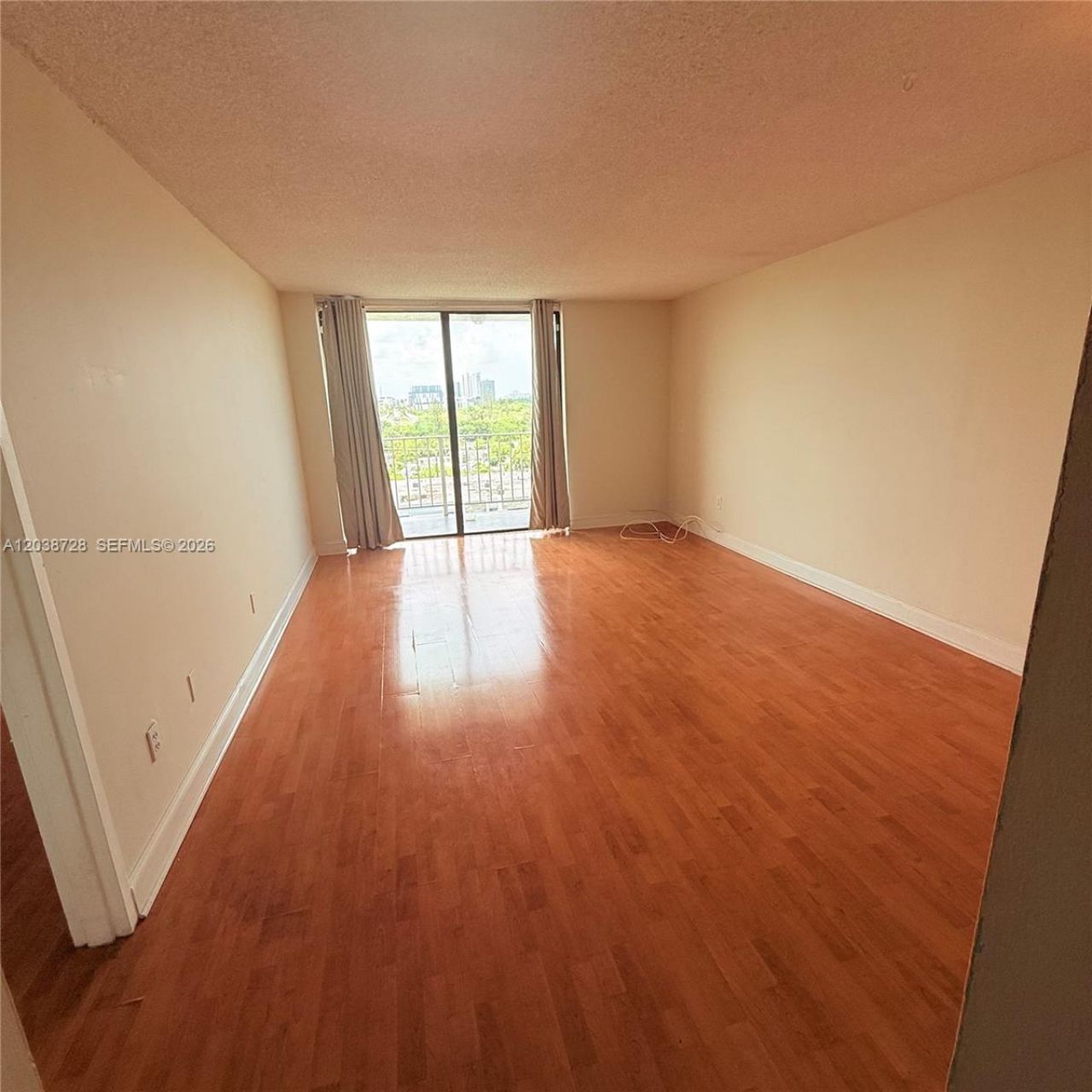 2350 NE 135th St, Unit 802, North Miami, FL 33181 Photo