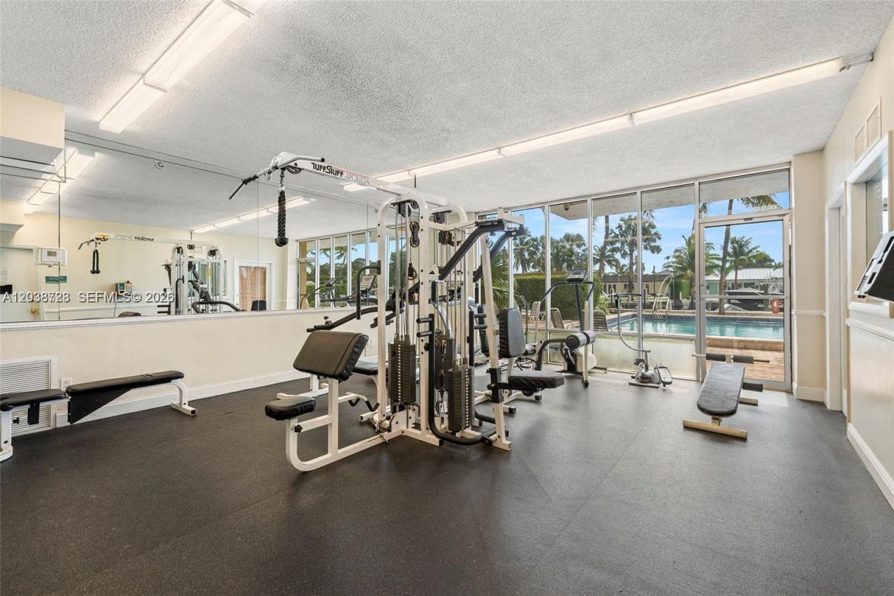 2350 NE 135th St, Unit 802, North Miami, FL 33181 Photo