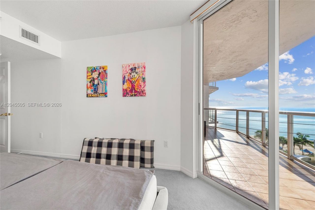 17275 Collins Ave , Unit 804, Sunny Isles Beach, FL 33160 Photo
