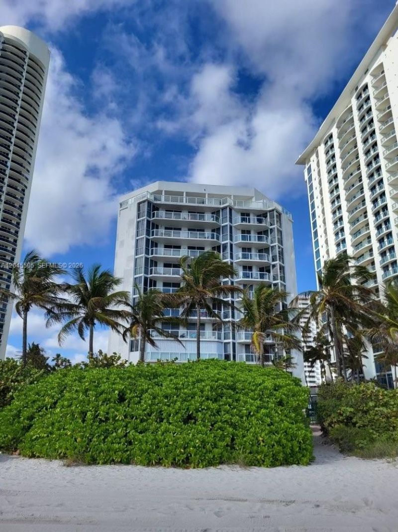17275 Collins Ave , Unit 804, Sunny Isles Beach, FL 33160 Photo