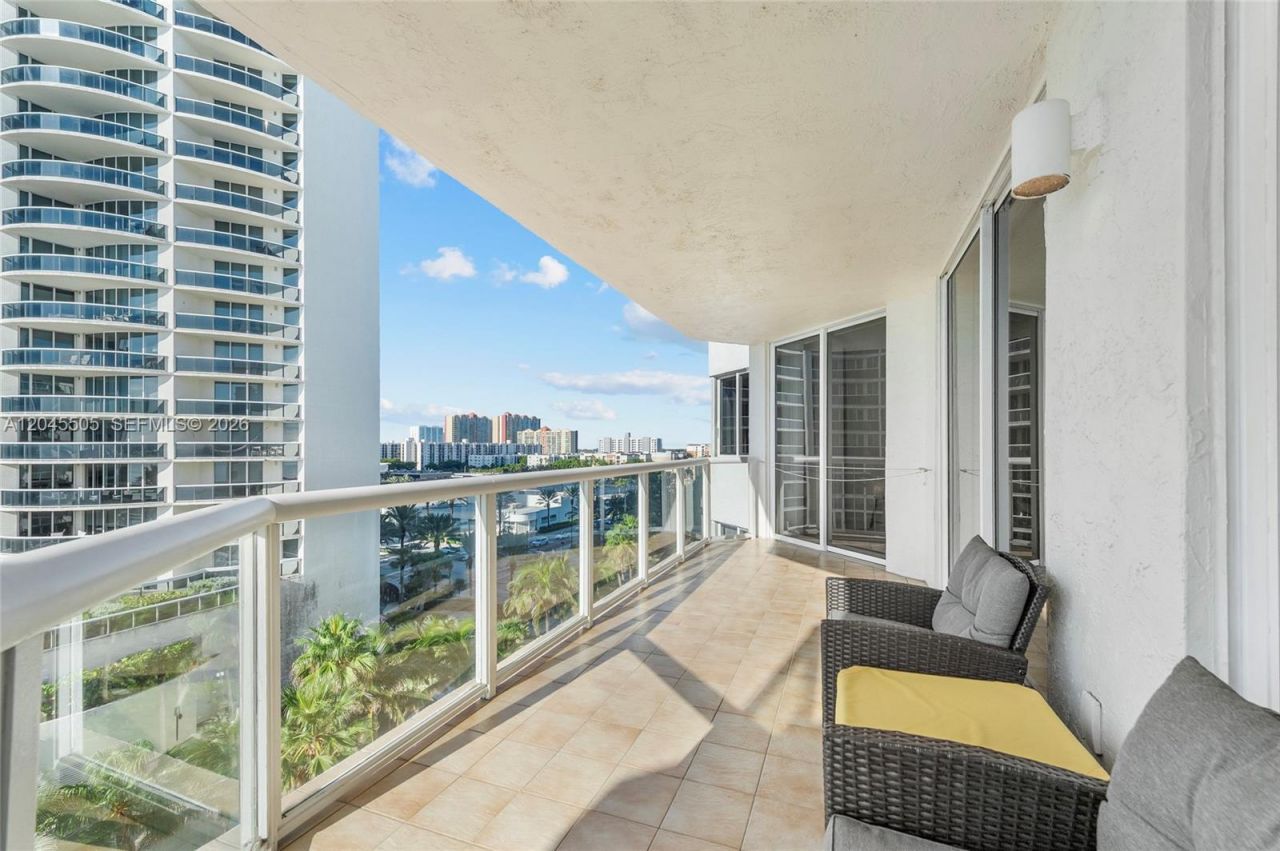 17275 Collins Ave , Unit 804, Sunny Isles Beach, FL 33160 Photo
