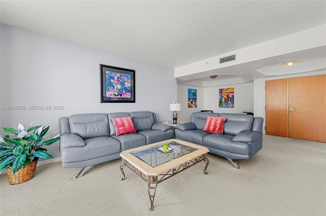 17275 Collins Ave , Unit 804, Sunny Isles Beach, FL 33160 Photo