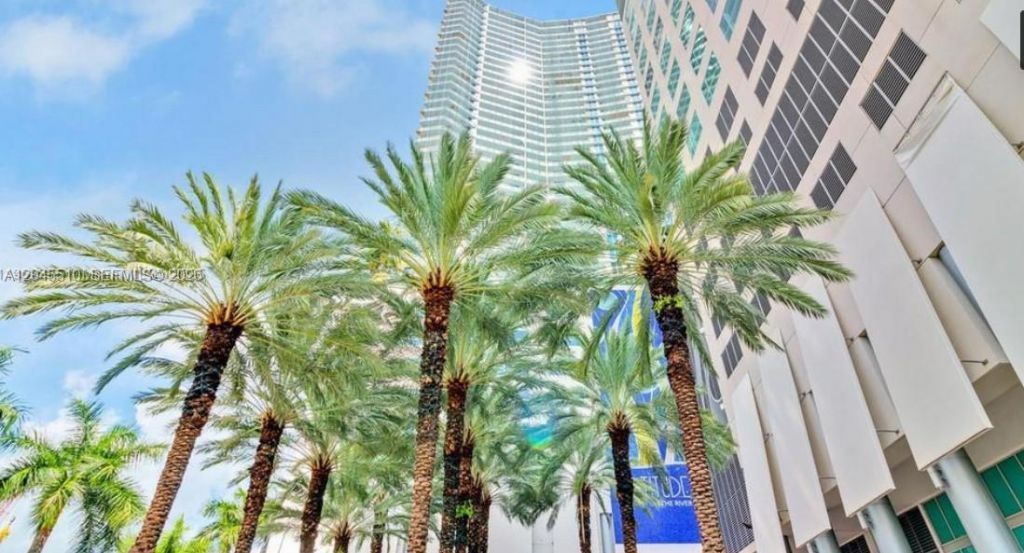 175 SW 7th St , Unit 1212, Miami, FL 33130 Photo