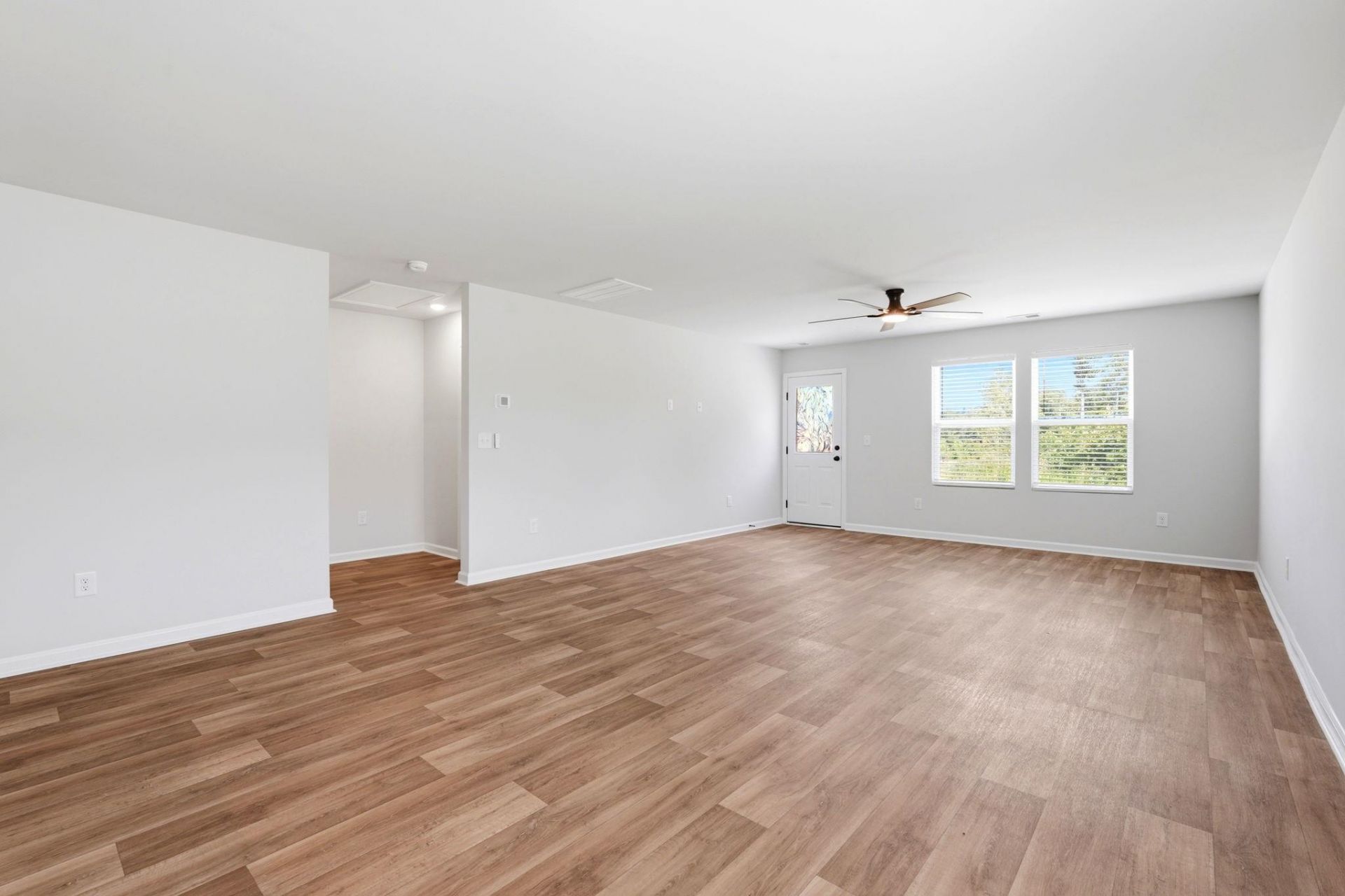 550 Swaying Palm Ct Photo 16