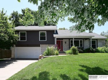 7821 Lake Street, Lincoln, NE 68506