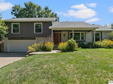7821 Lake Street, Lincoln, NE 68506