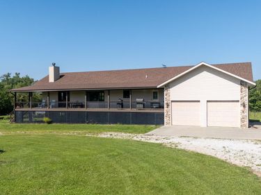 18301 NW 84Th Street, Raymond, NE 68428