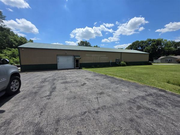 1245 Tompkinsville Road , Glasgow, KY 42141