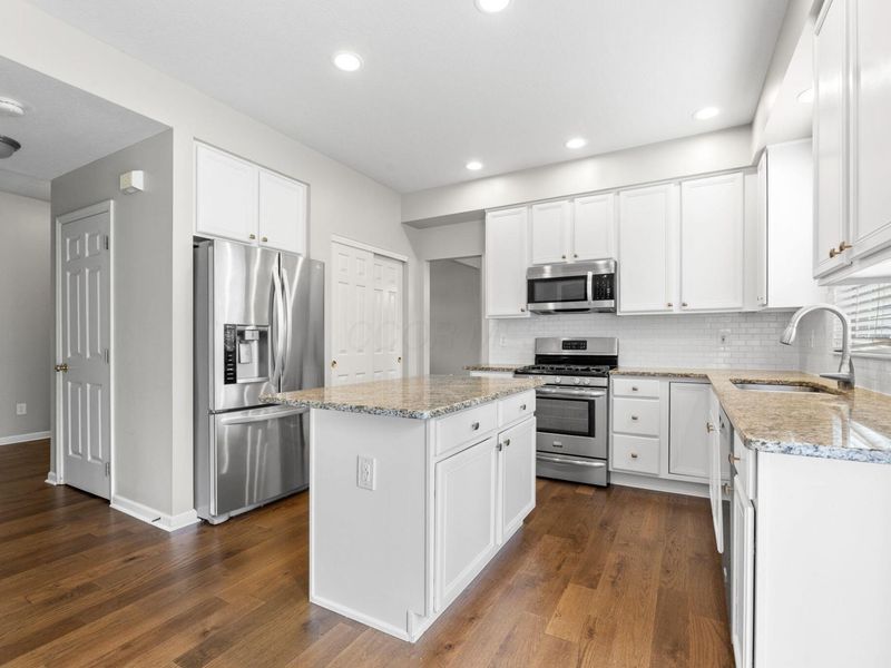 7975 Holderman Street, Lewis Center, OH 43035 Photo 6
