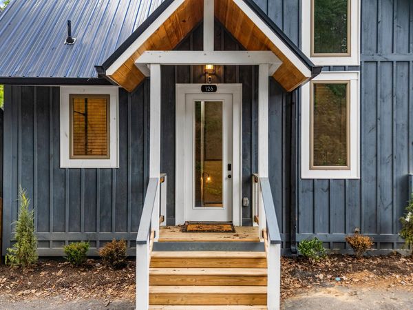 126 Jolene Way Way, Sevierville, TN 37876