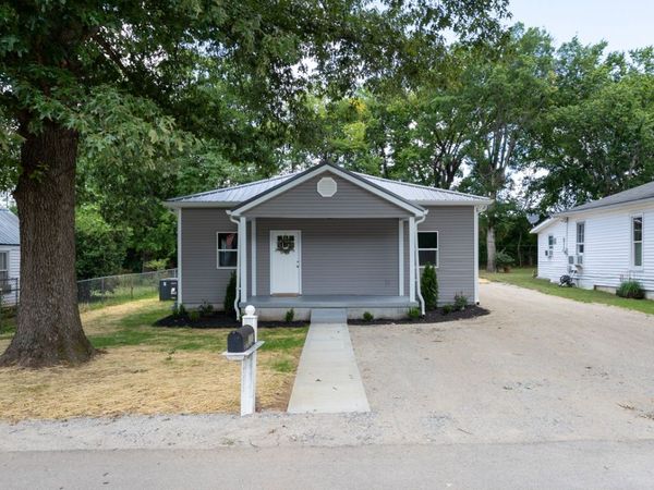 712 N Greenwood Ext , Lebanon, TN 37087