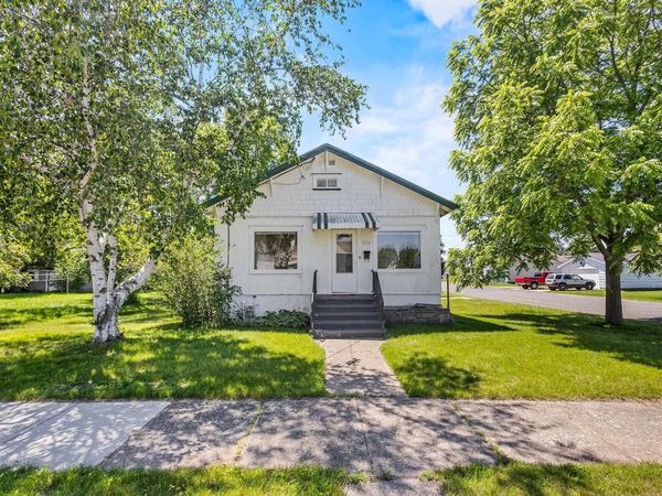 1513 28TH AVENUE, Menomonie, MI 49858