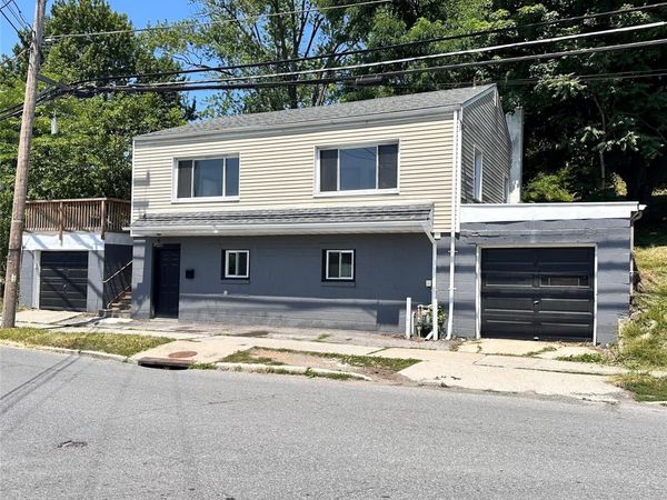 152 Smith Street , Unit 2, Poughkeepsie, NY 12601