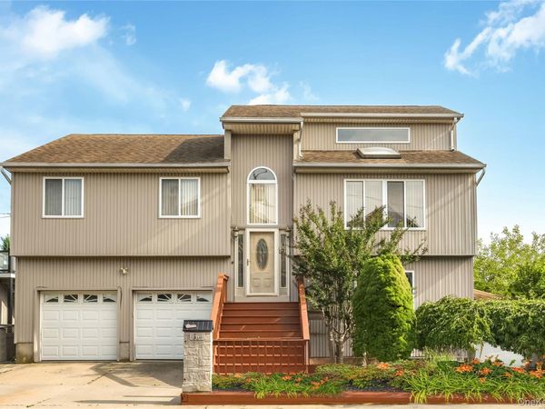 664 Arthur Street , Baldwin, NY 11510