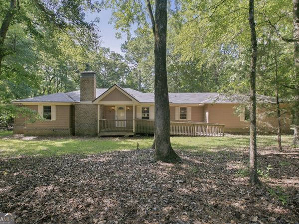 945 Deer Run Drive, Ellerslie, GA 31807