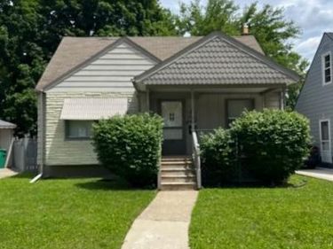 14627 Agnes Avenue, Eastpointe, Mi 48021