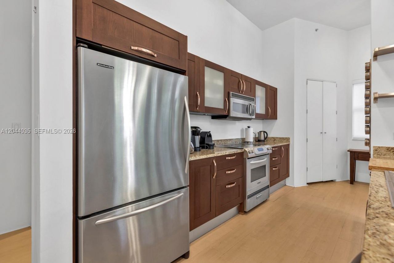 20000 E Country Club Dr, Unit 108, Aventura, FL 33180 Photo