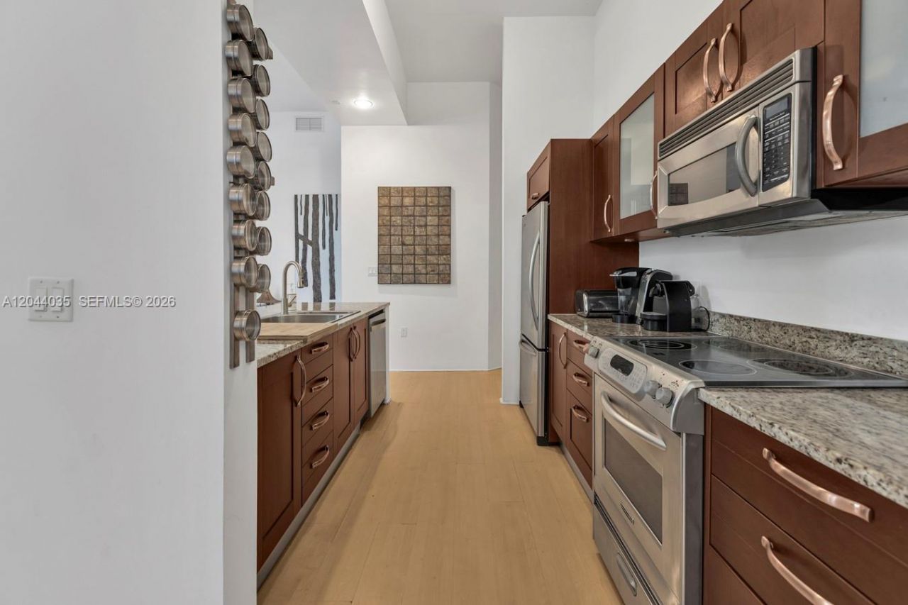 20000 E Country Club Dr, Unit 108, Aventura, FL 33180 Photo