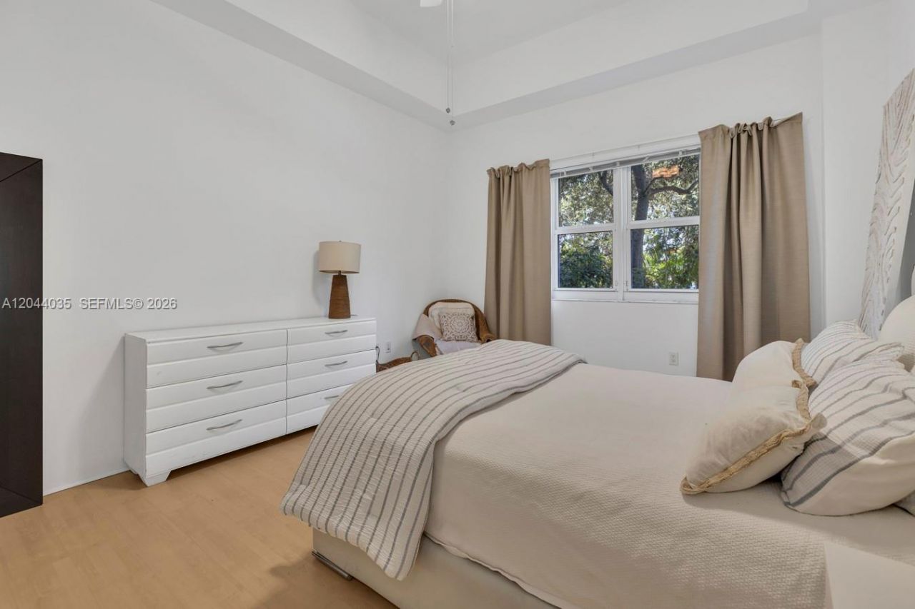 20000 E Country Club Dr, Unit 108, Aventura, FL 33180 Photo