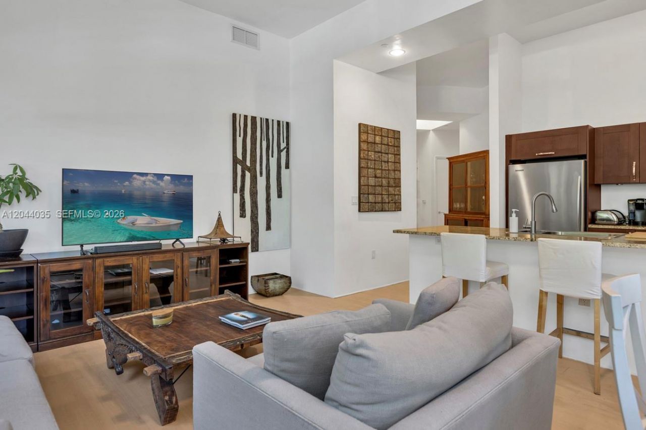 20000 E Country Club Dr, Unit 108, Aventura, FL 33180 Photo