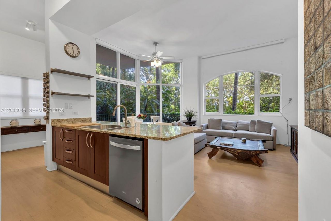 20000 E Country Club Dr, Unit 108, Aventura, FL 33180 Photo