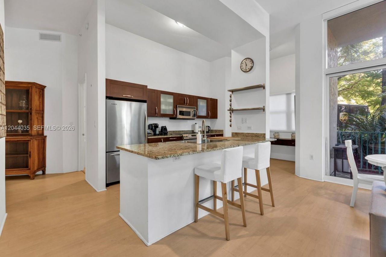 20000 E Country Club Dr, Unit 108, Aventura, FL 33180 Photo