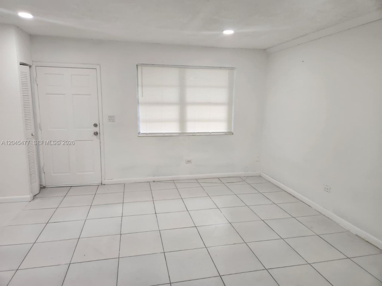 9760 SW 184th St, Unit 12D, Cutler Bay, FL 33157 Photo