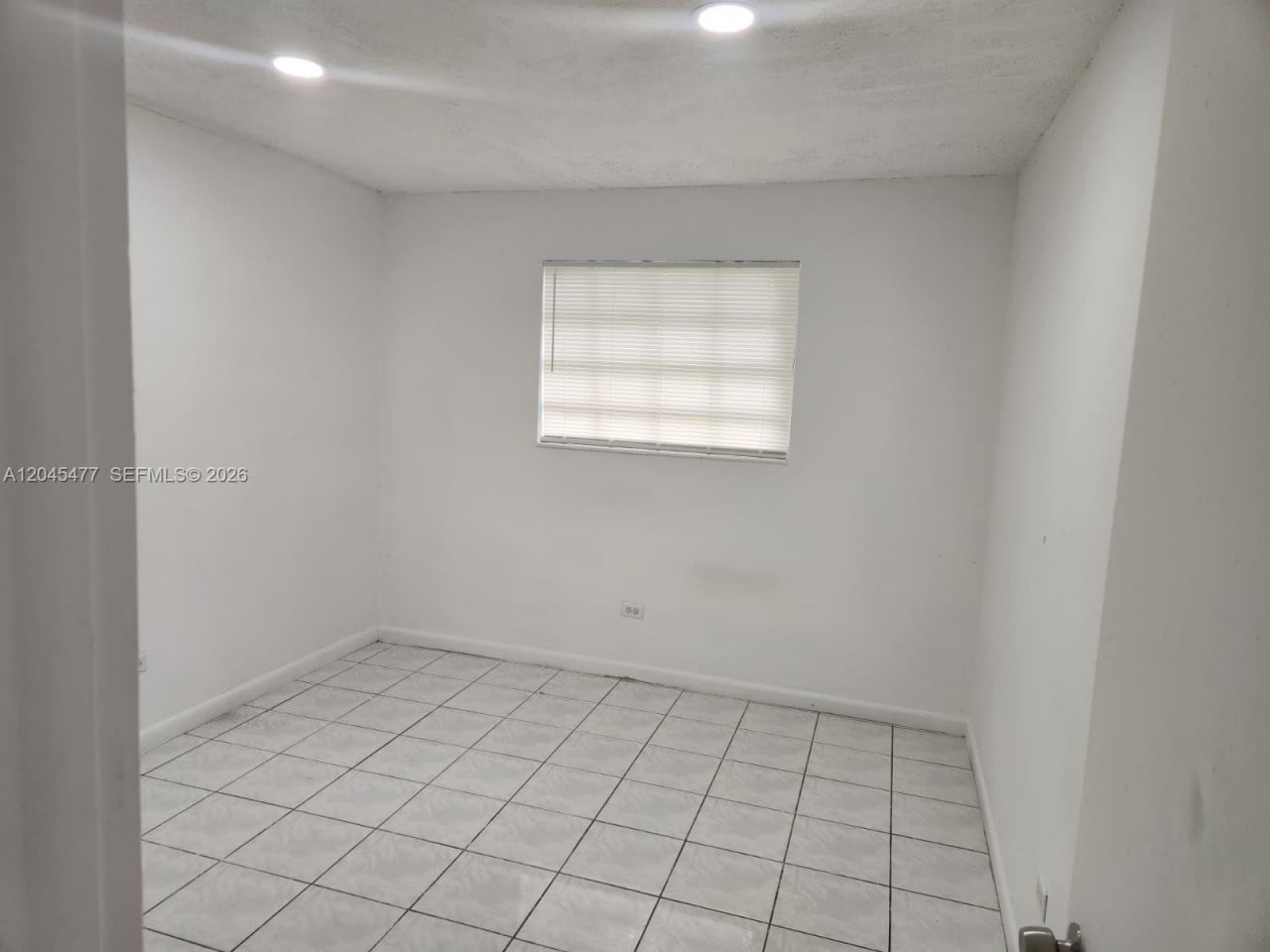 9760 SW 184th St, Unit 12D, Cutler Bay, FL 33157 Photo