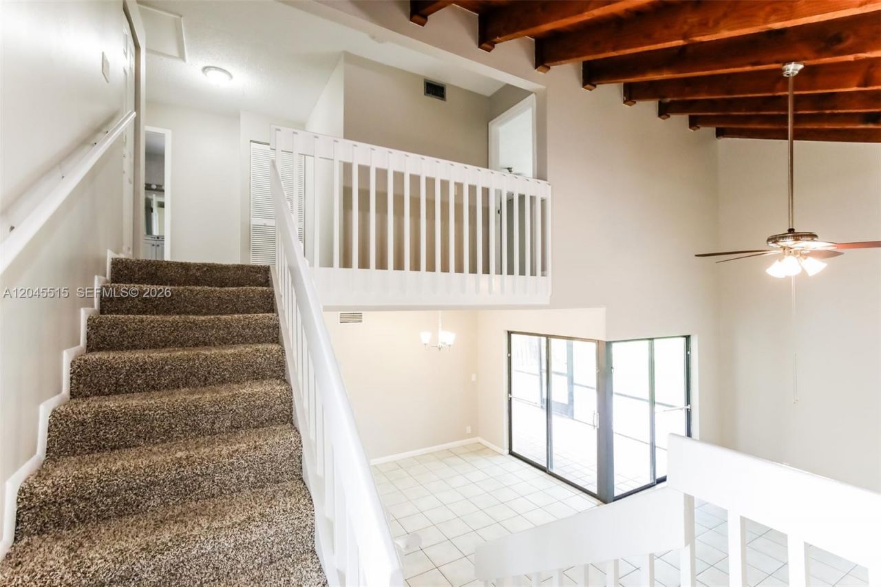 1430 W Sandpiper Cir, Pembroke Pines, FL 33026 Photo