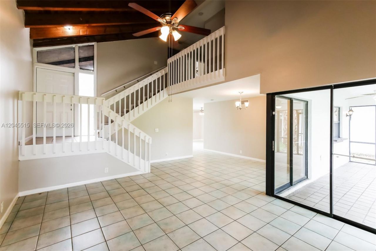 1430 W Sandpiper Cir, Pembroke Pines, FL 33026 Photo