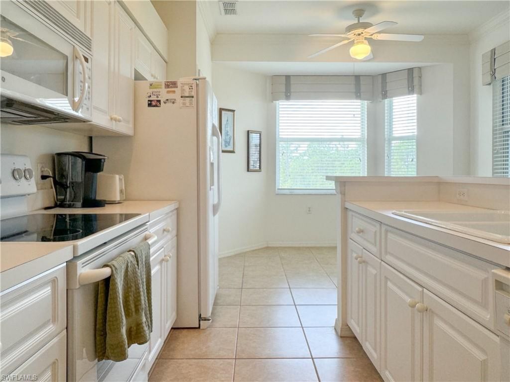 3820 Sawgrass Way, Unit 3046, Naples, FL 34112 Photo