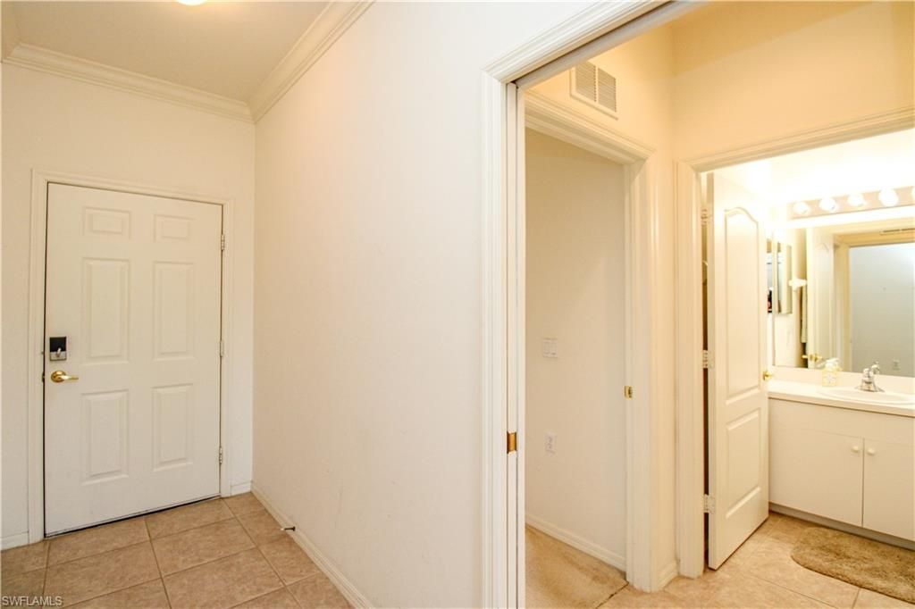 3820 Sawgrass Way, Unit 3046, Naples, FL 34112 Photo