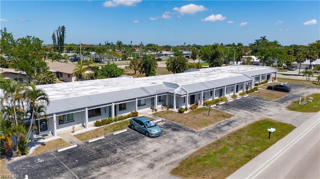 4608 SE 4th Pl, Unit 6, Cape Coral, FL 33904 Photo